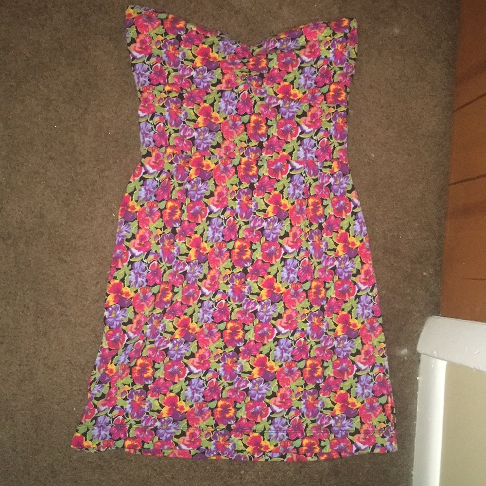 Paisley Strapless dress
